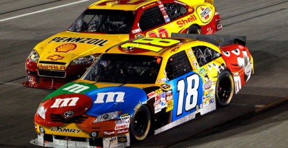 Harvick holds on in wild race at Richmond